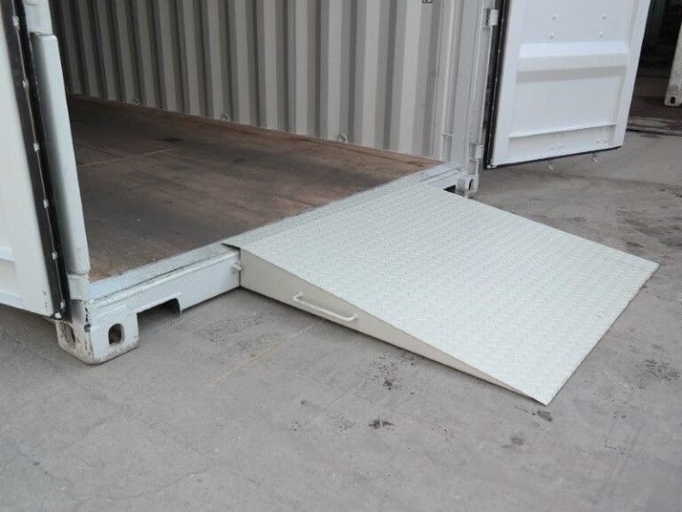 Rampe pour conteneurs de grande taille